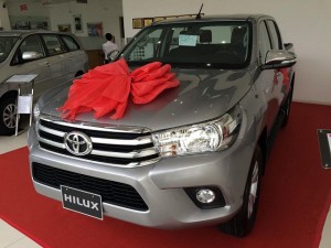 Toyota Hilux 2017 mới