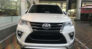 chiếc xe toyota fortuner 2018